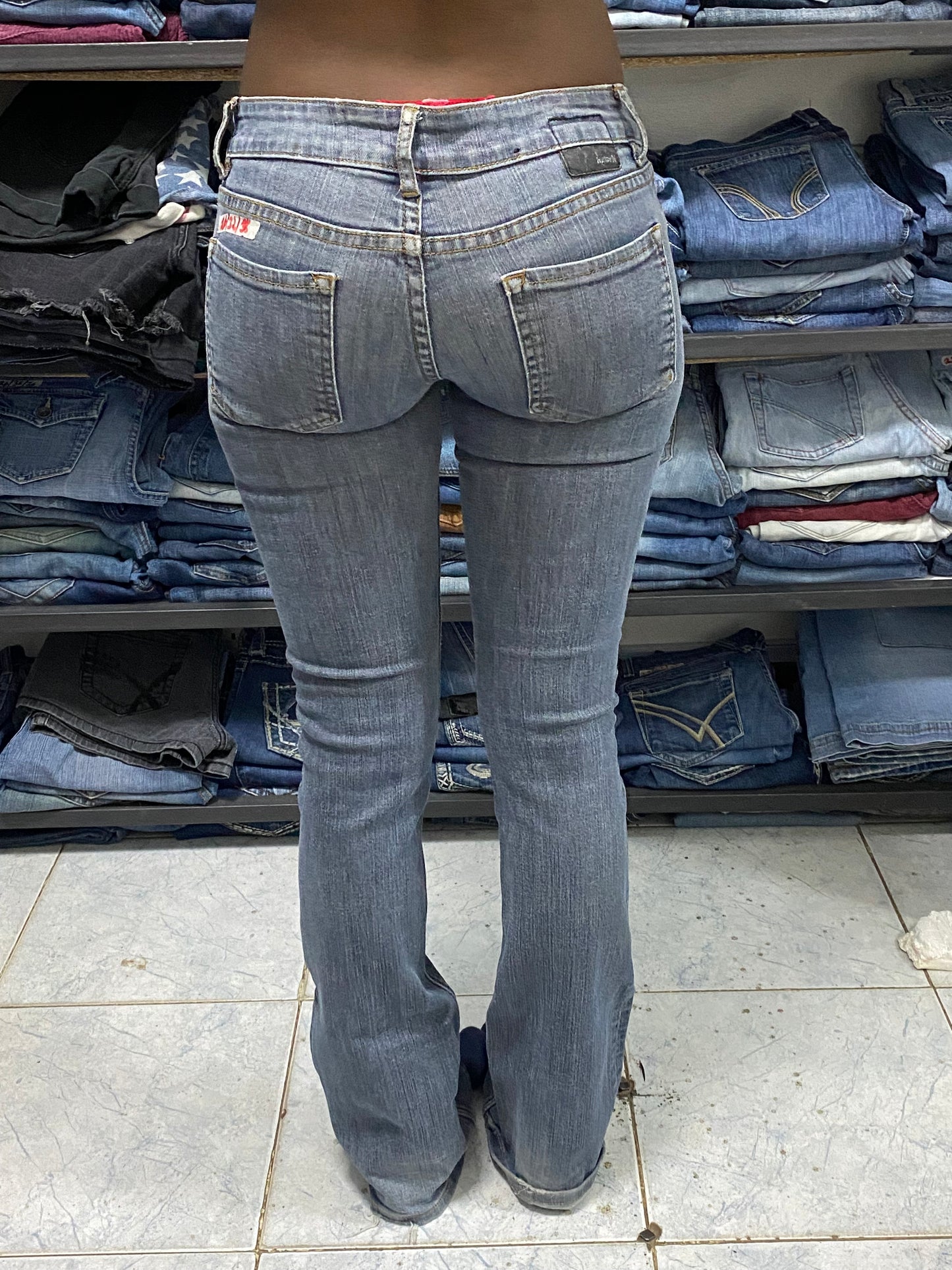 Hurley W26 H32 L38