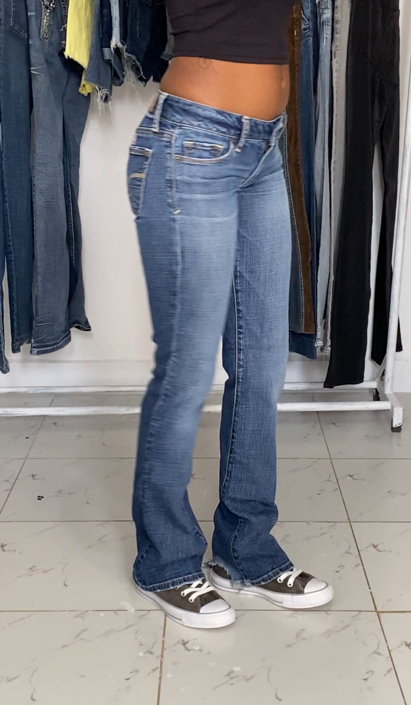 American Eagle W25 H32 L40