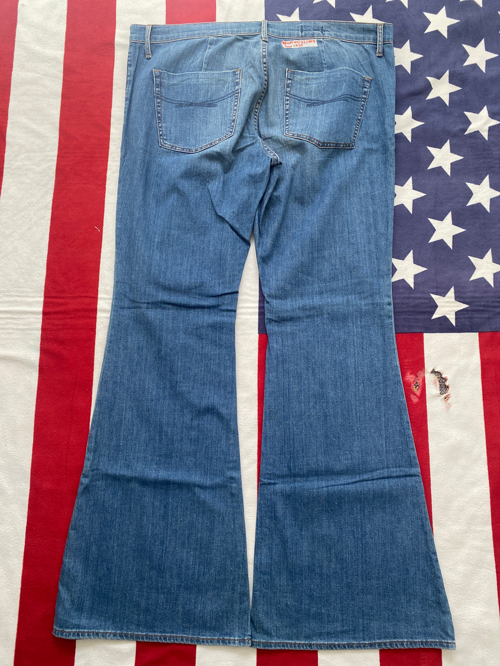 Gap 1969 W40 H42 L43