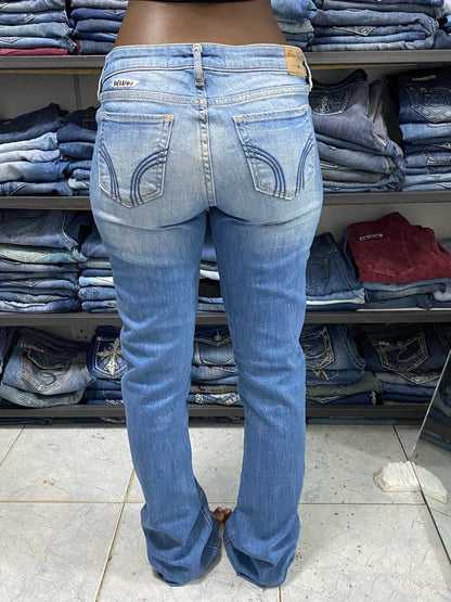 Hollister W30 H38 L41