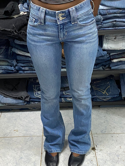 Hollister W26 H30 L40