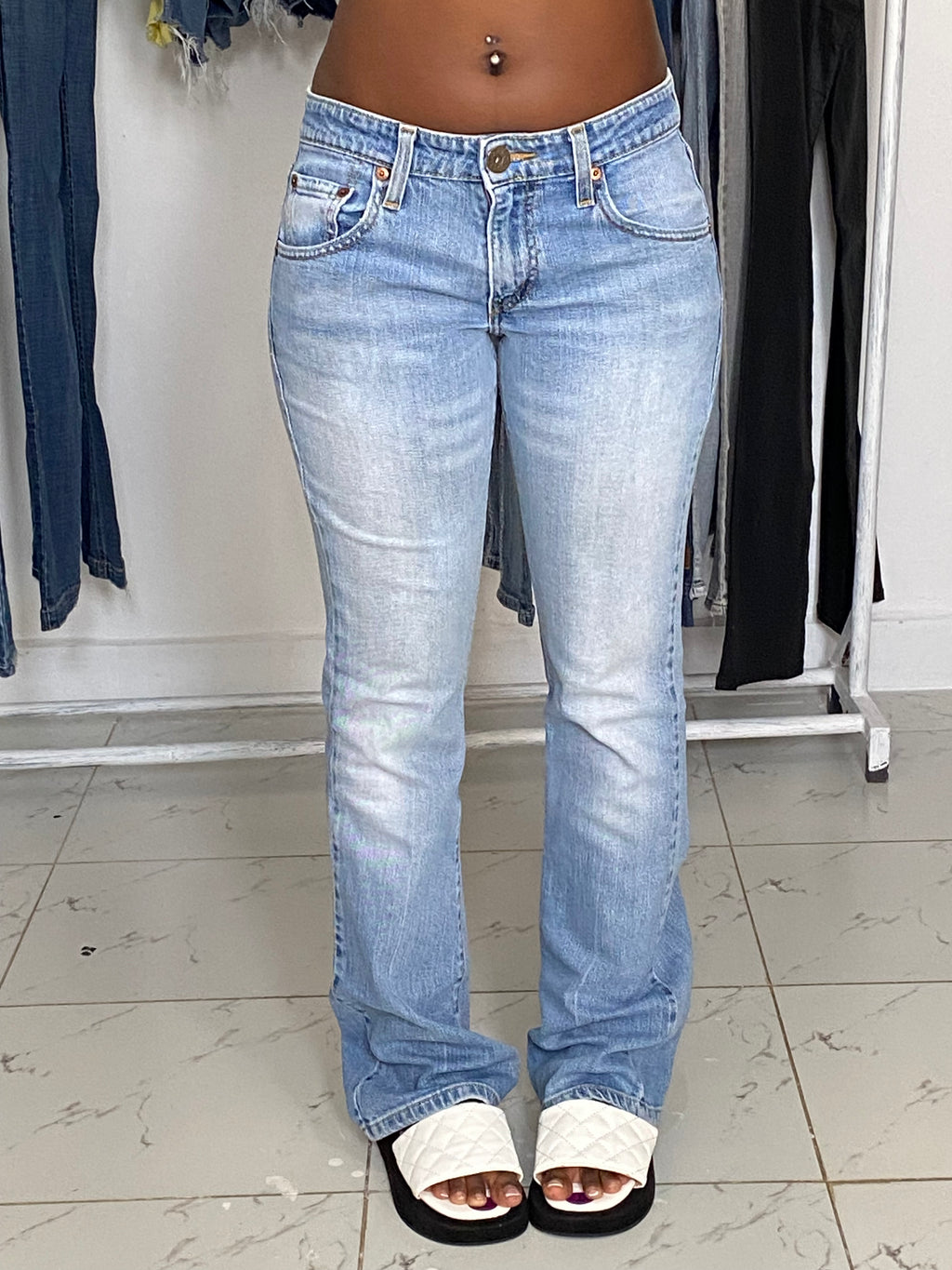 Levi Strauss W28 H36 L40