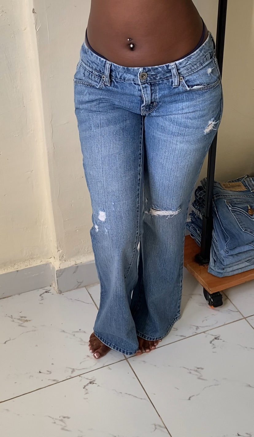 American Eagle W30 H36 L37