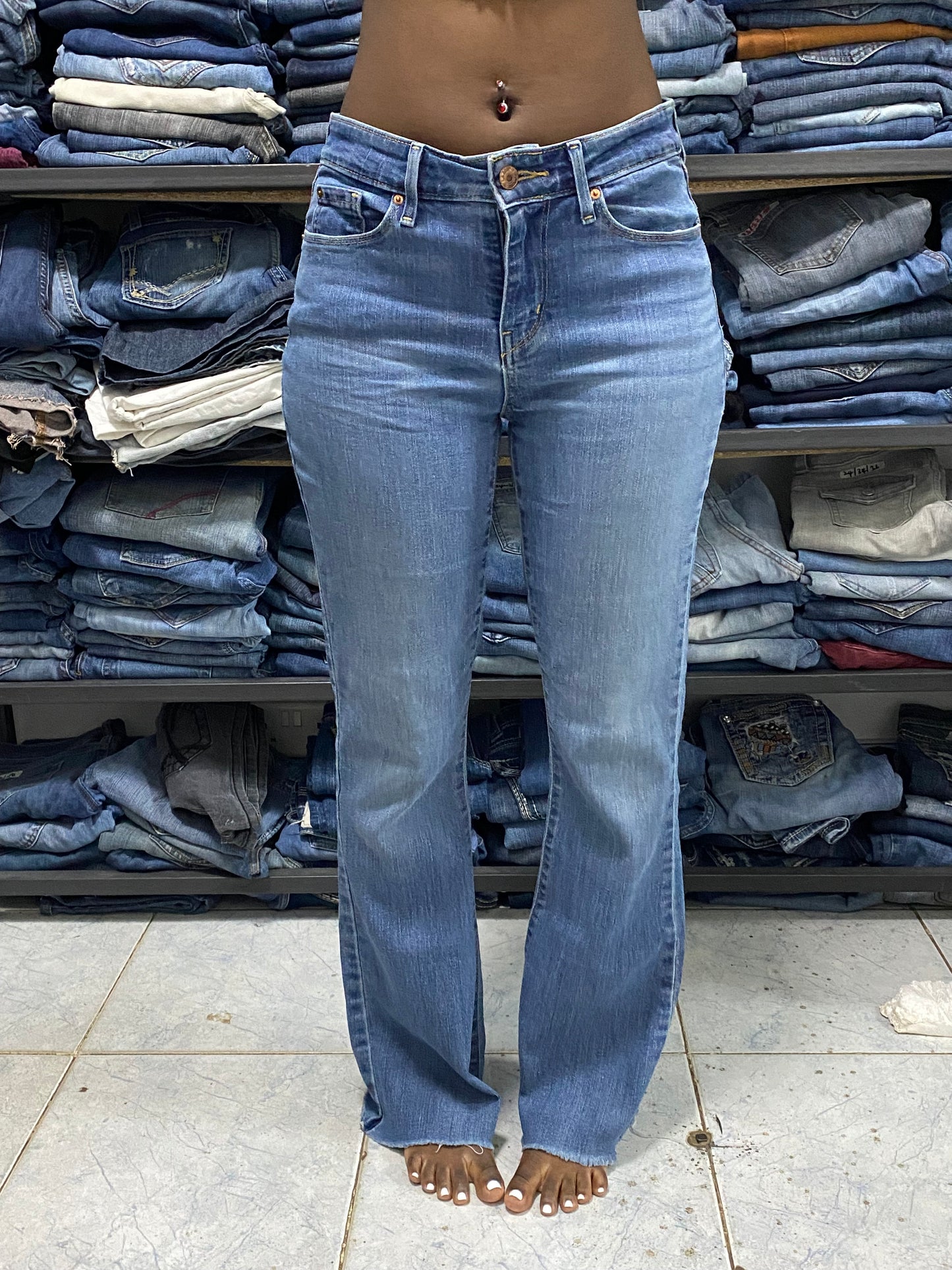 LEVI STRAUSS W28 H38 L39