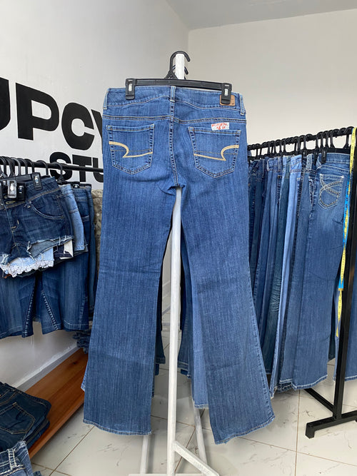 AMERICAN  W30 H38 L42