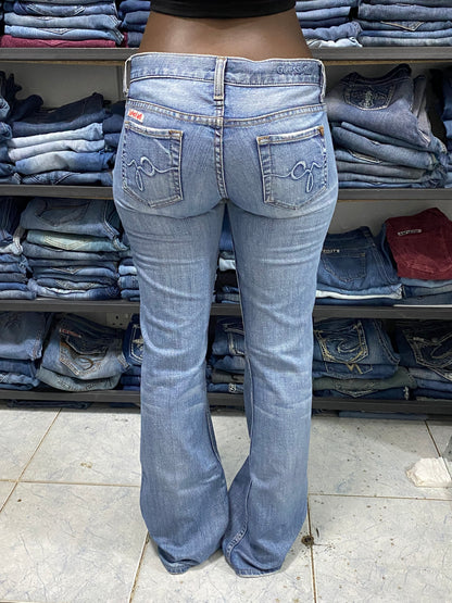 Guess W30 H40 L40