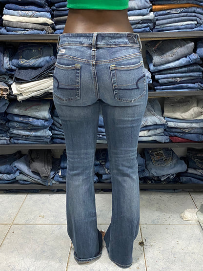 American eagle  W28 H38 L38