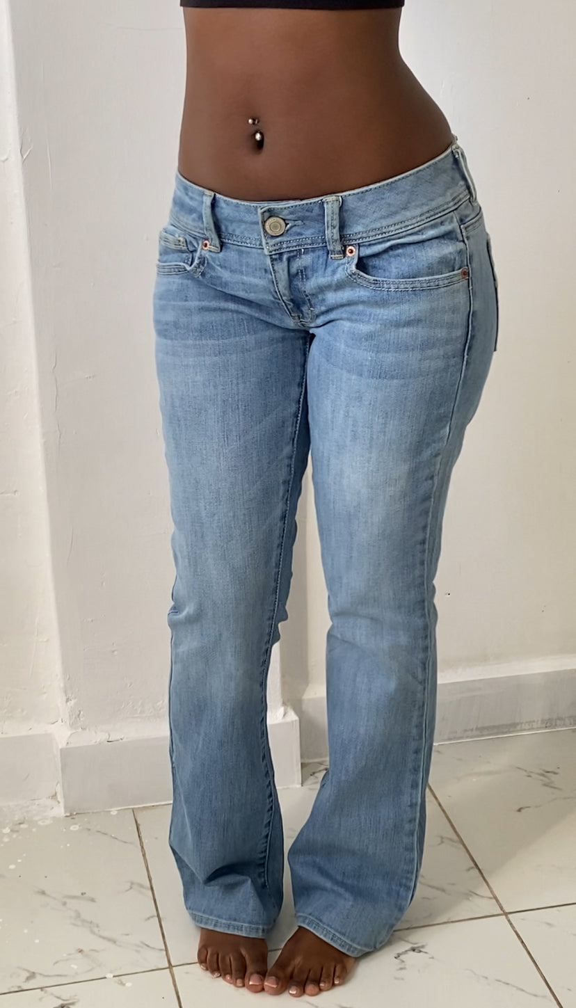 American Eagle W28 H36 L38