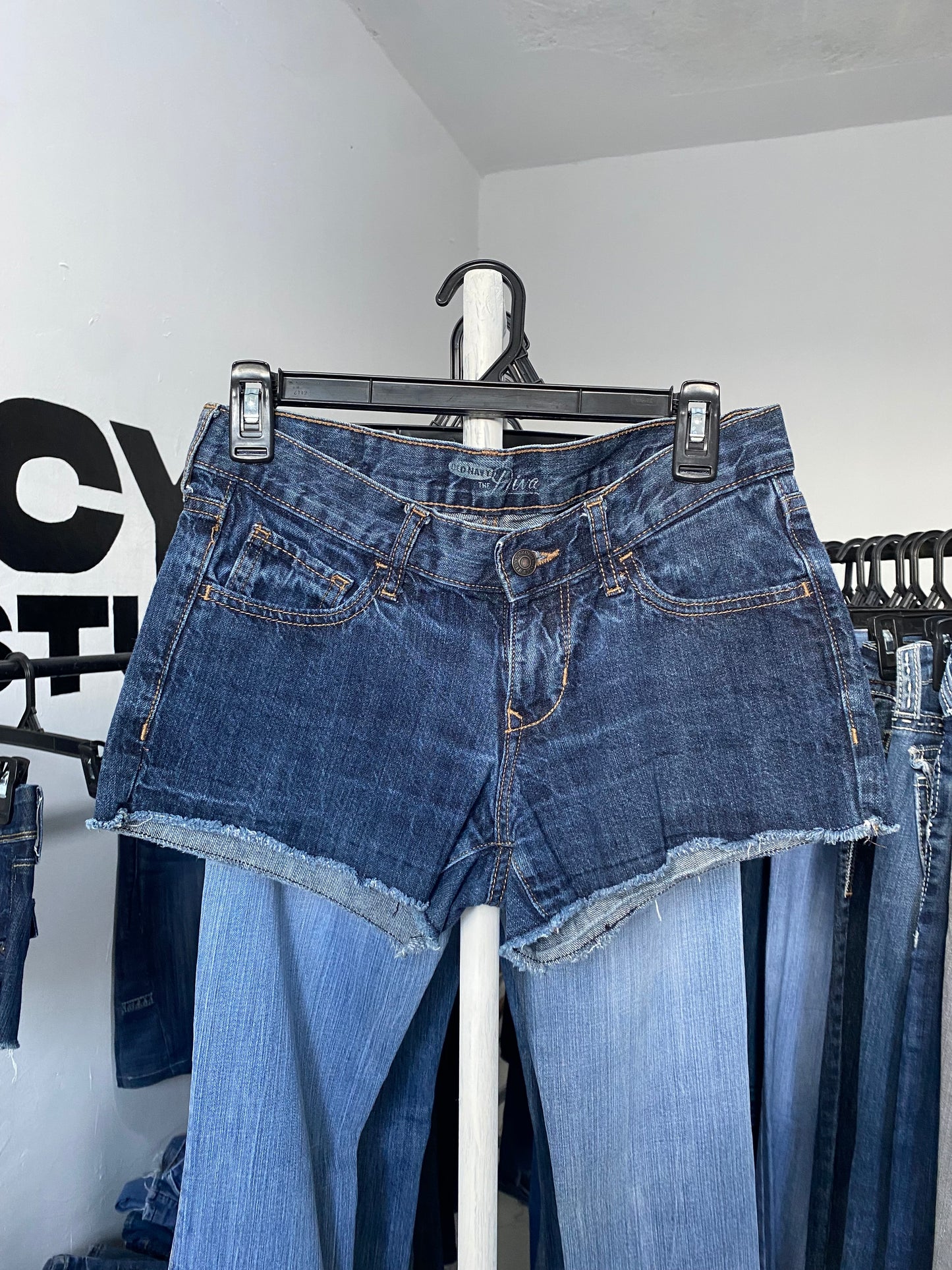 Old Navy W27/28 H36