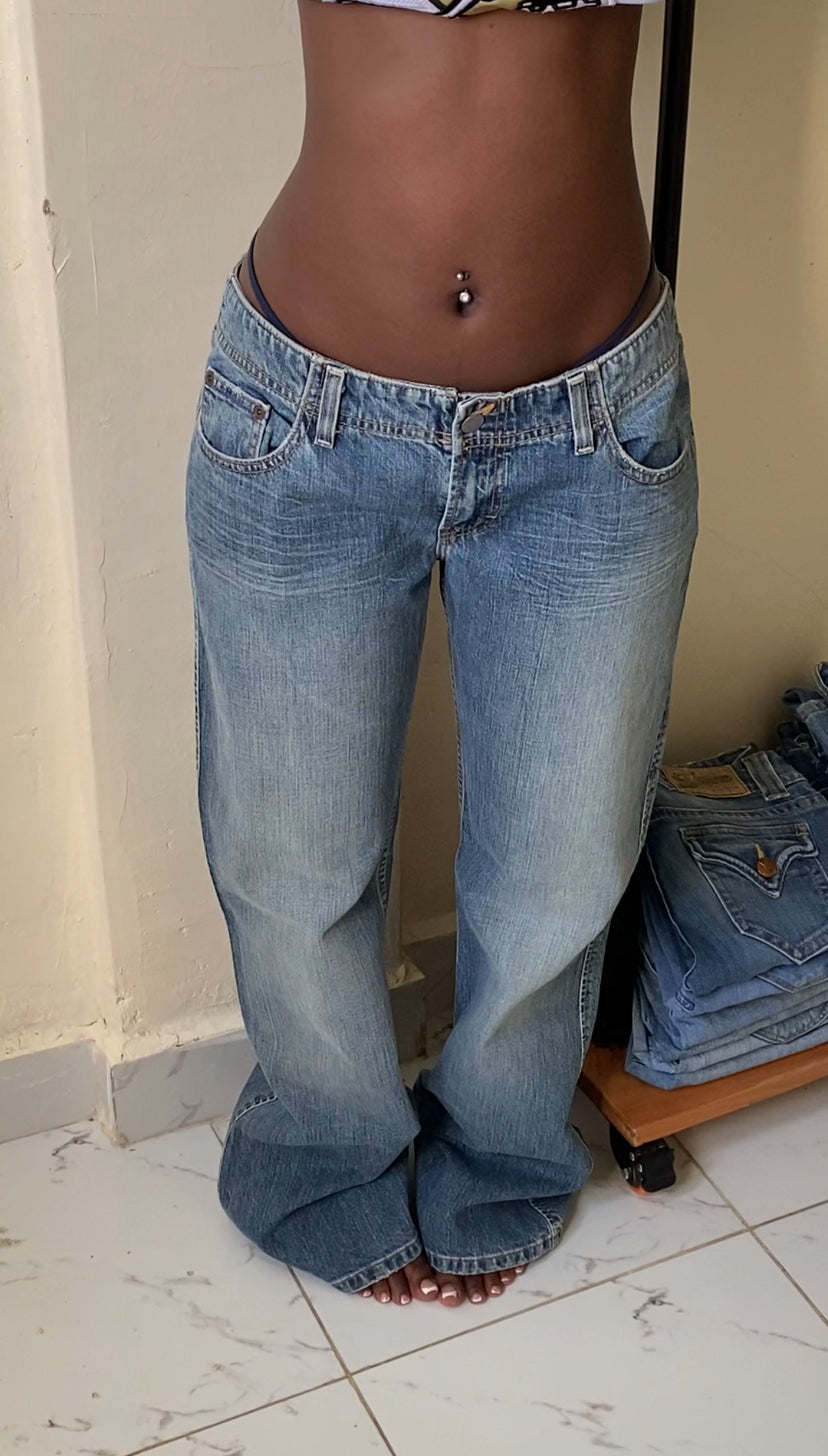 BKE Dennim W30 H40 L40