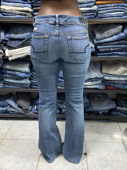 AMERICAN EAGLE W28 H38 L38