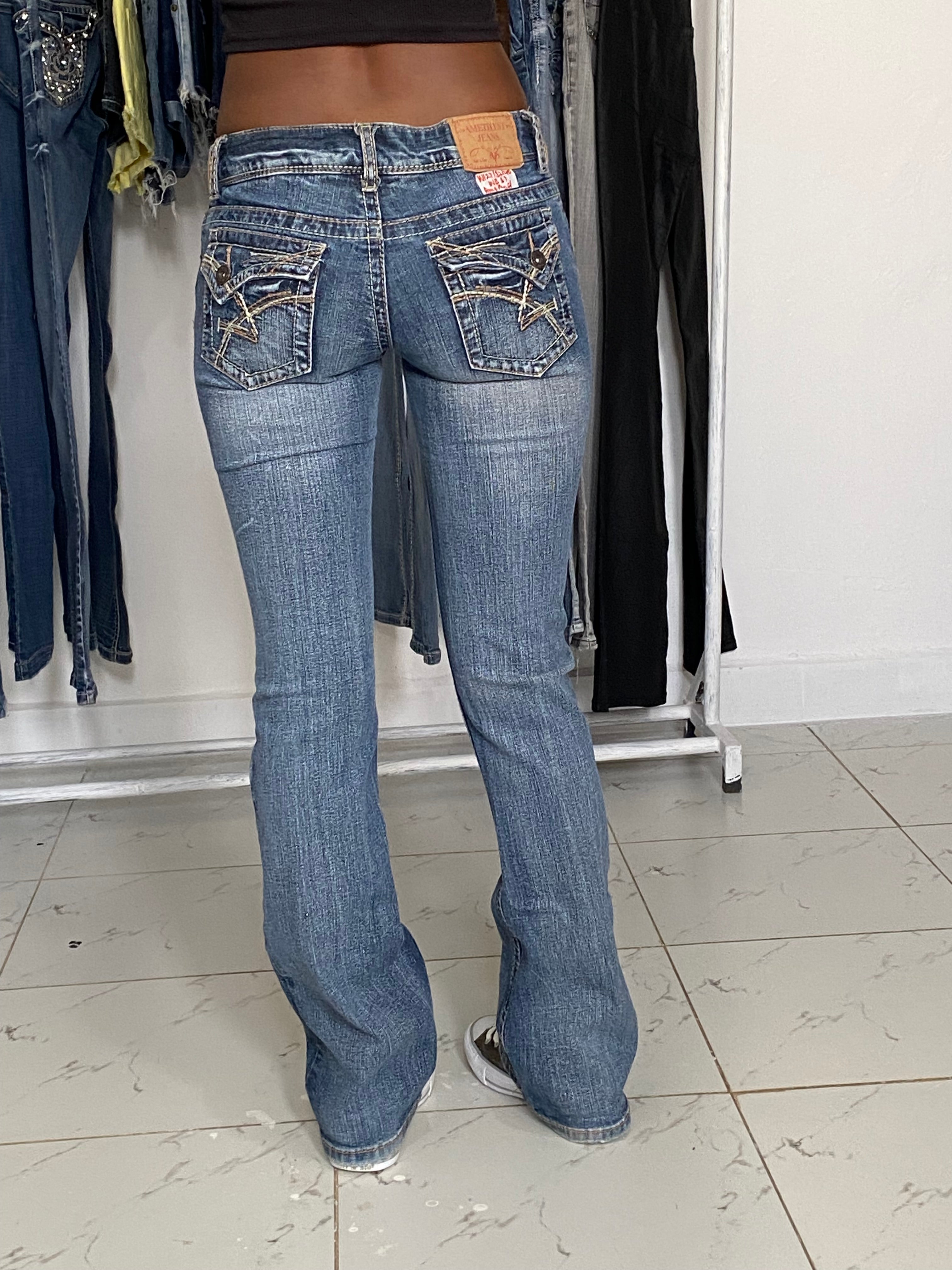 Amethyst Jeans W 27 H 32  L 40