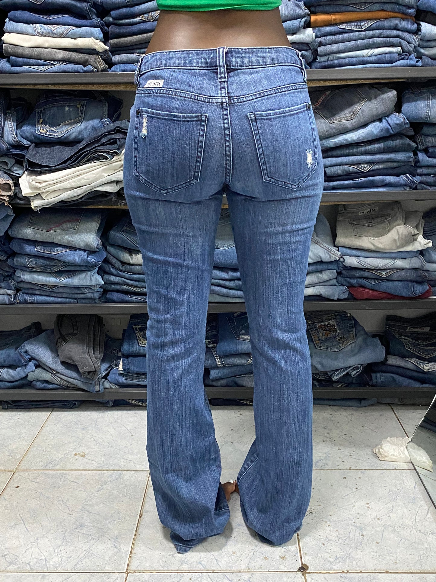 ELLE W28 H38 L40