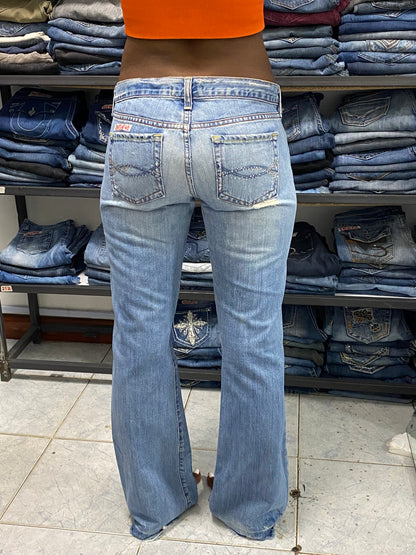 Abercrombie W28 H38 L40