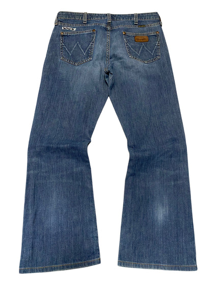 Wrangler W30 H40 L37