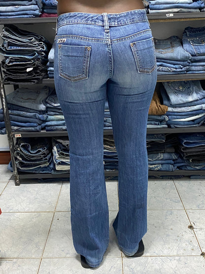 Old Navy W28 H38 L39