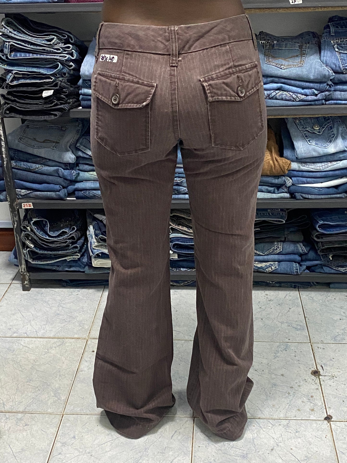 TOMMY HILFIGER W28 H36 L40