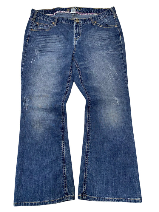 MAURICES  W38 H48 L40