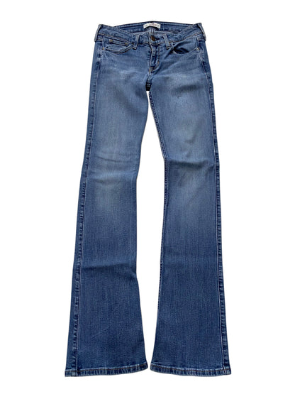 Hollister W24 H32 L39